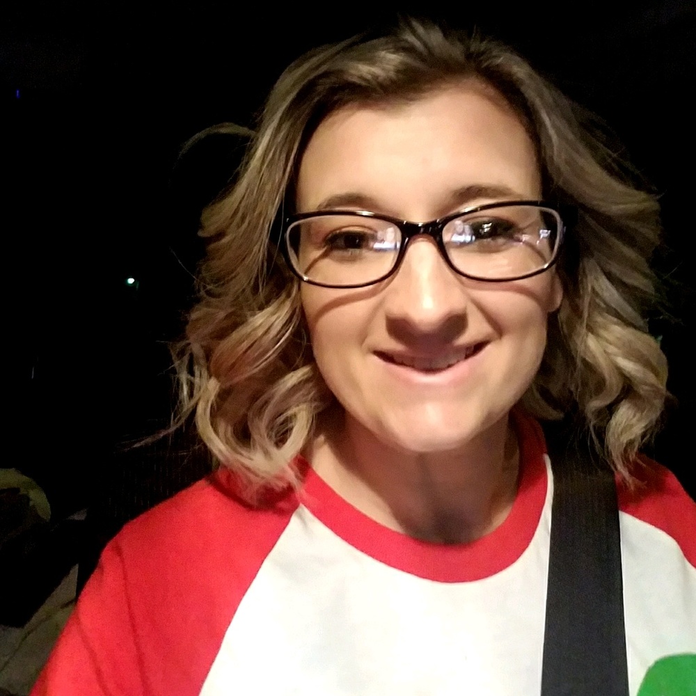 Meet your Posher, Julia